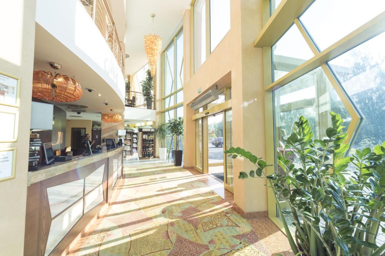 Grand Casino As Ξενοδοχείο Aš Εξωτερικό φωτογραφία